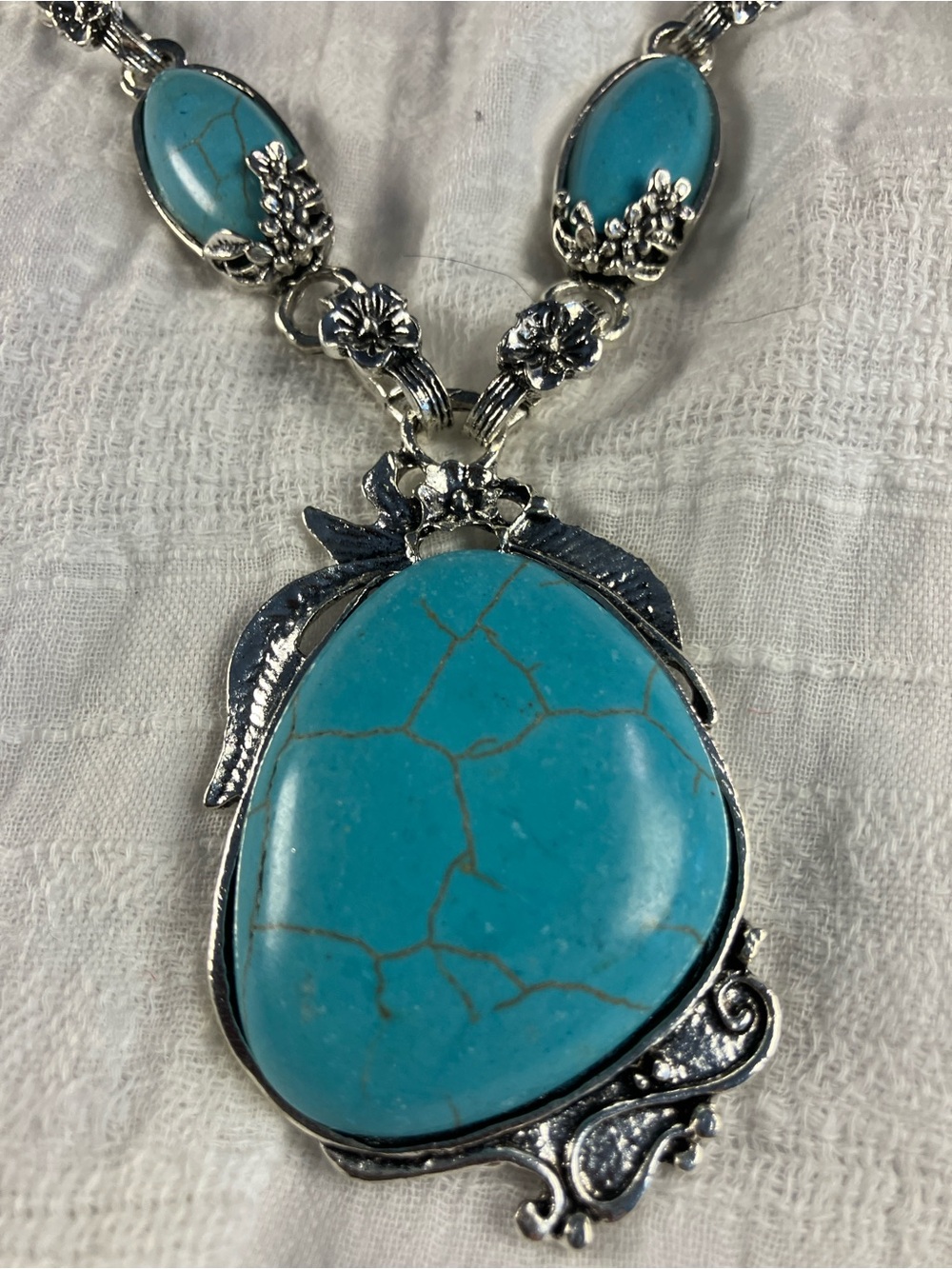 Turquoise Stone Pendant Necklace - Blue Silver Floral Design